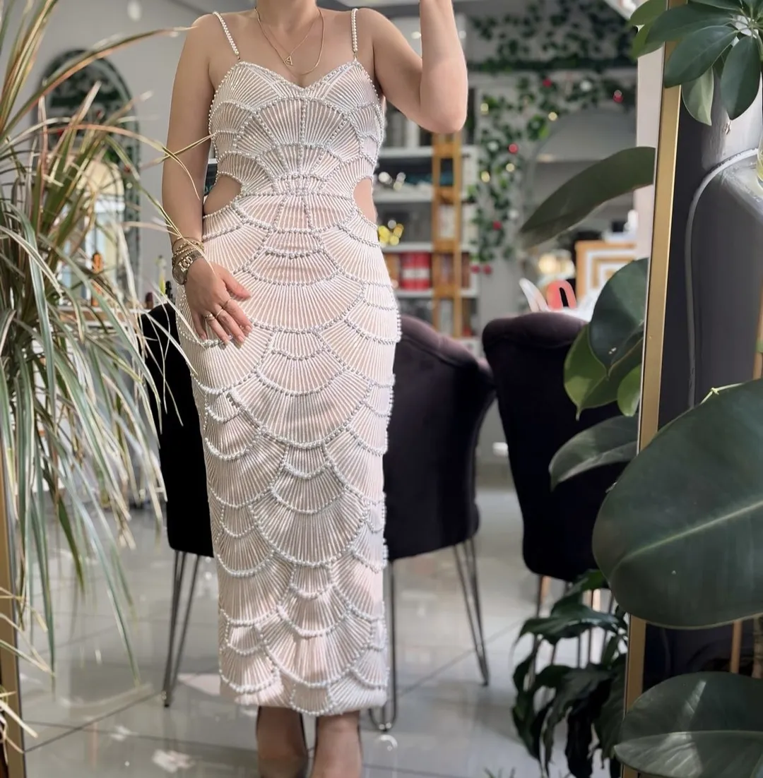 İnci Detaylı Askılı Elbise