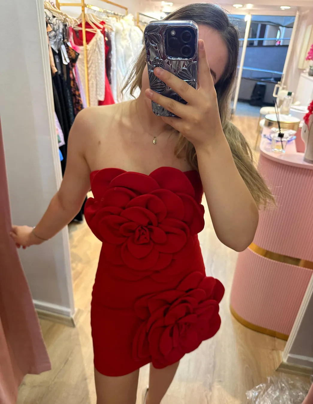 Çiçek Detaylı Kırmızı Mini Elbise